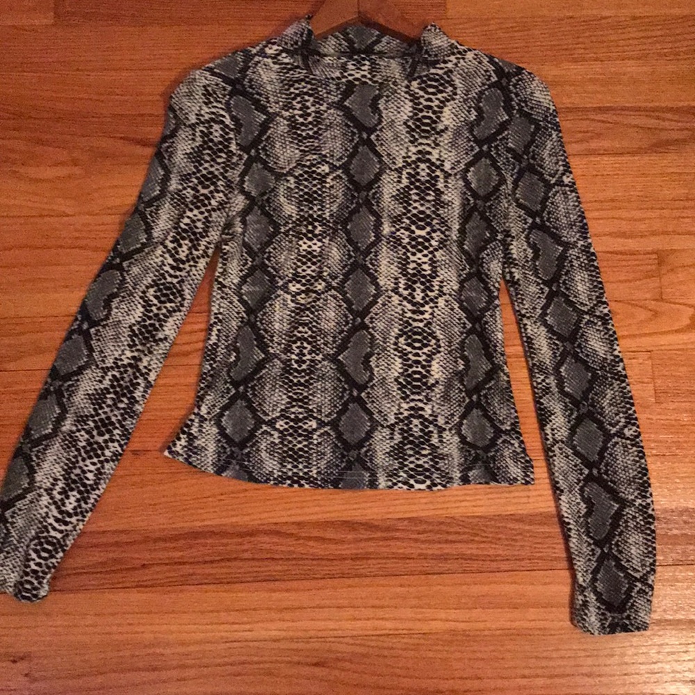 High neck snake skin top